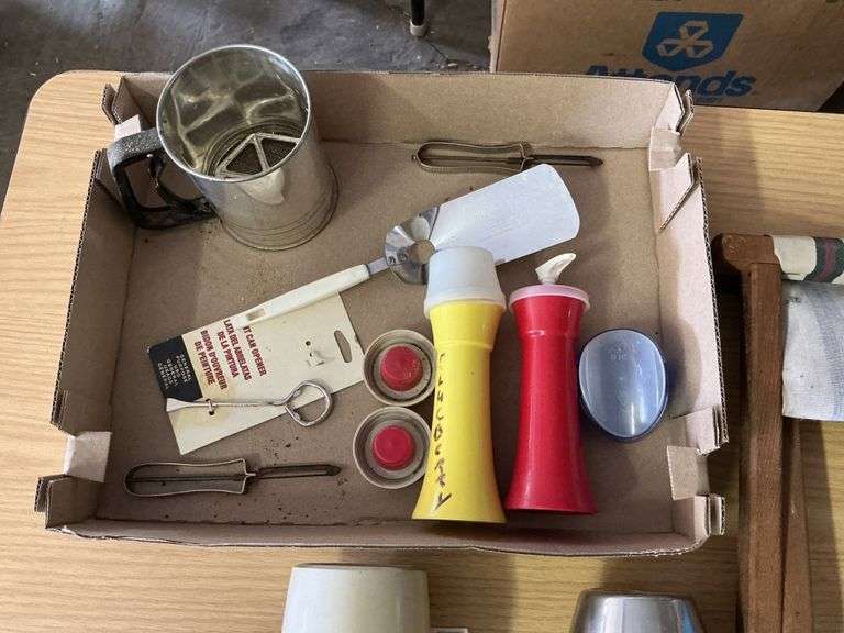 Mess kit/camp stool and thermoses