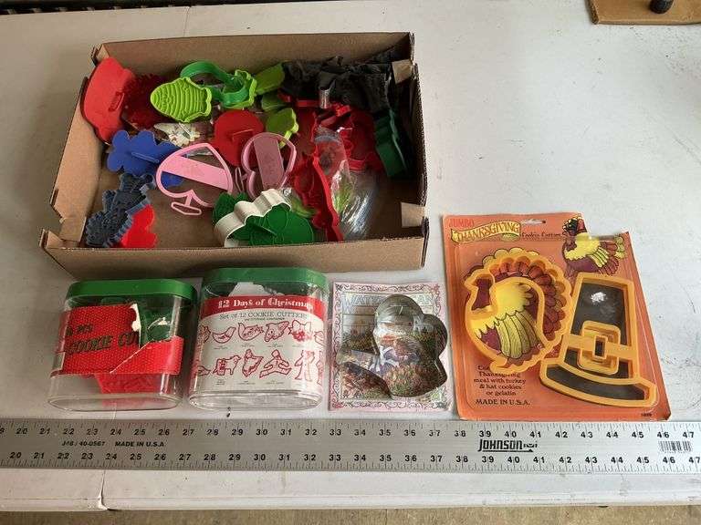 Plastic cookie cutters
