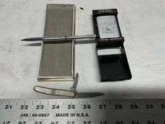 John Deere pen, pocket knife and lighter