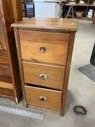 Piano bench/shelf/lamp table
