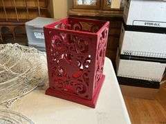 Utensil holder/metal decor and fruit baskets