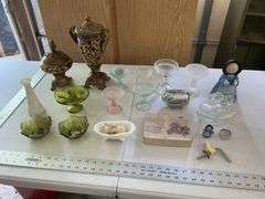 Bowls/bank/goose on the nest etc.