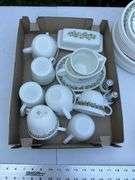 Corelle set of dishes