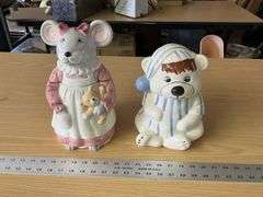 Ceramic cookie jars