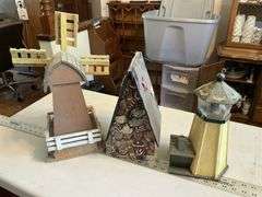 Decorative bird houses