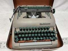 Vintage Smith Corona silent super typewriter with