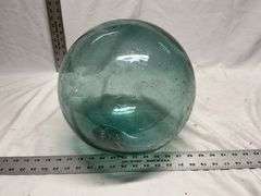 Large fish float