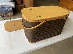 Picnic basket with table service