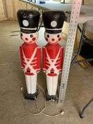 Blowmold soldiers