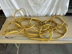 Yellow jacket heavy duty extension cord, has