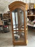 Lighted corner cabinet with glass shelves 32 x 20