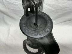 Cistern pump