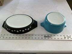 Pyrex casseroles