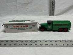 Sinclair 1930 diamond "T" tanker