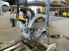 DeWalt tile saw