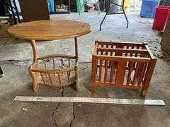 Magazine racks/lamp table