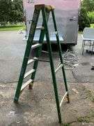 Werner 6' fiberglass step ladder