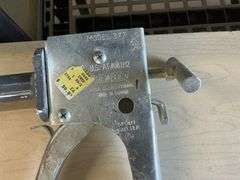 Caulk guns