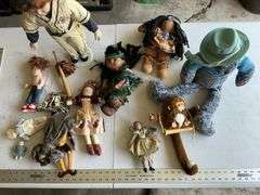 Dolls and teddy bears