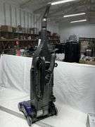 Hoover wind tunnel vacuum