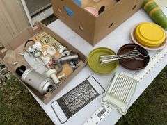 Knives and kitchen utensils, plasticware, etc.