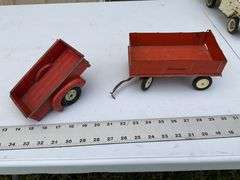 Vintage Tru Scale trailer and Allis Chalmers