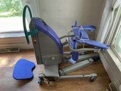 Arlo Sara Plus steady patient lift