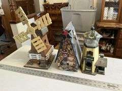 Decorative bird houses