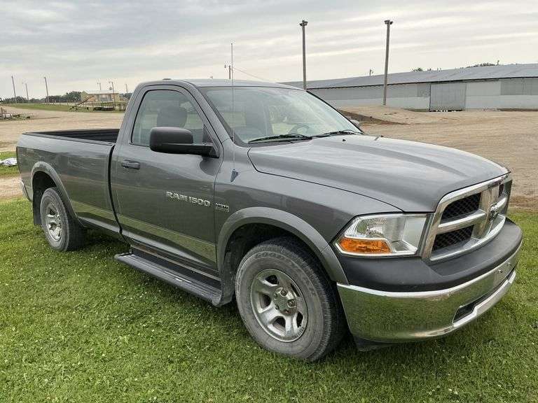 2012 Dodge ram 1500 ST