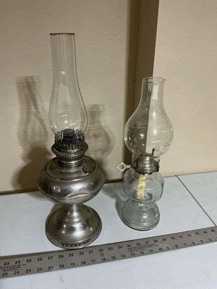 Rayo oil lamp and glass lamp