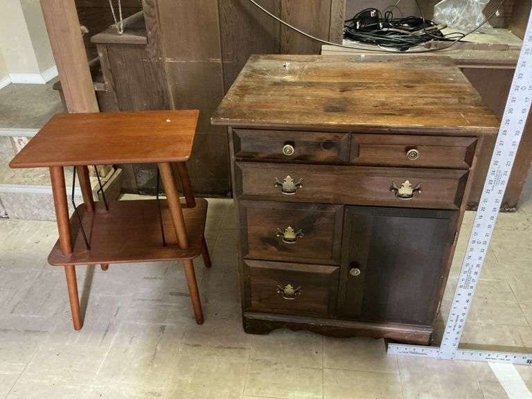 Cabinet and lamp stand