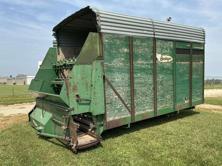 Badger forage box 14' x 7'