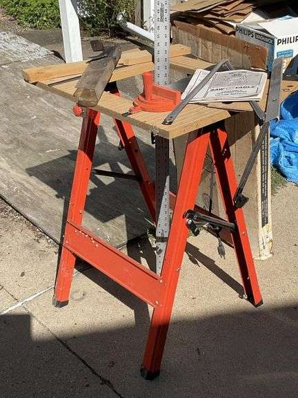 Saw table