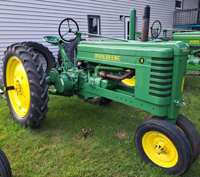 1939 John Deere B tractor