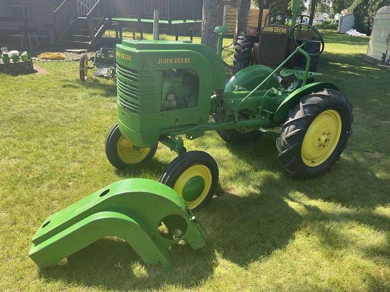 1941 John Deere L tractor