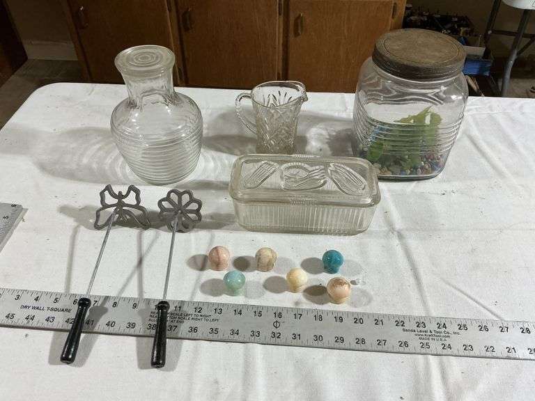 Canister/stone mini mushrooms, etc.