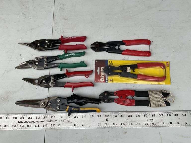 Tin snips and small bolt cutters - Legacy Auction Company
