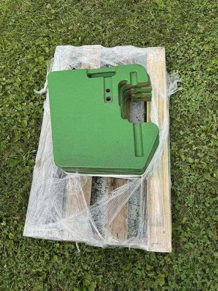 4-100 pound John Deere suitcase weights