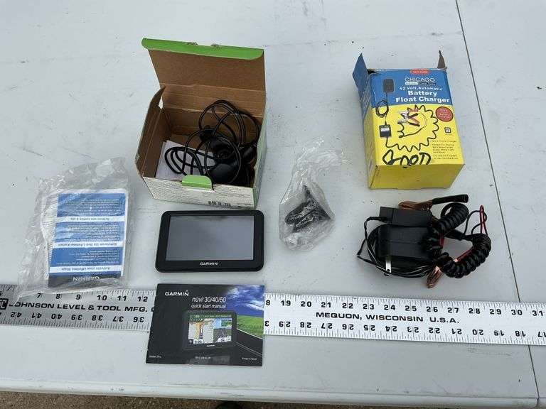 Garmin GPS and Chicago battery float charger