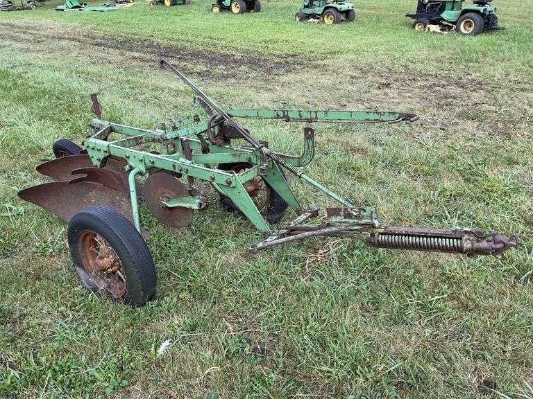 John Deere 2-bottom no. 16 plow