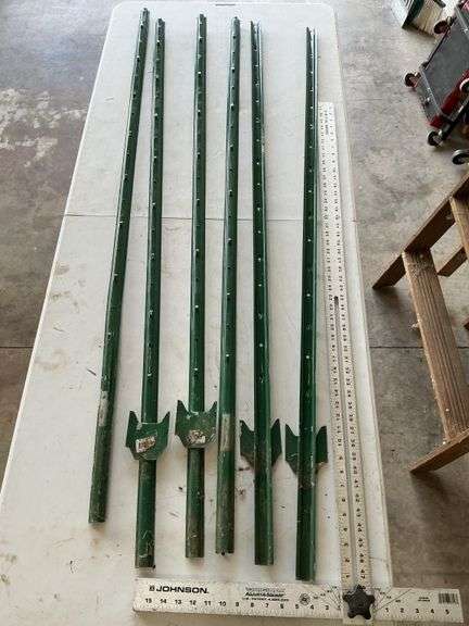 Posts