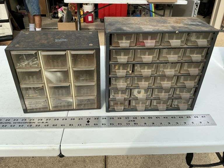 Organizers with contents