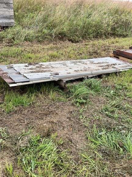 Pallet of tin