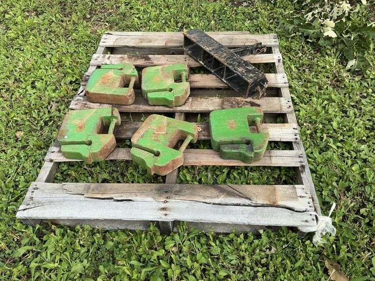 John Deere suitcase weights and bracket