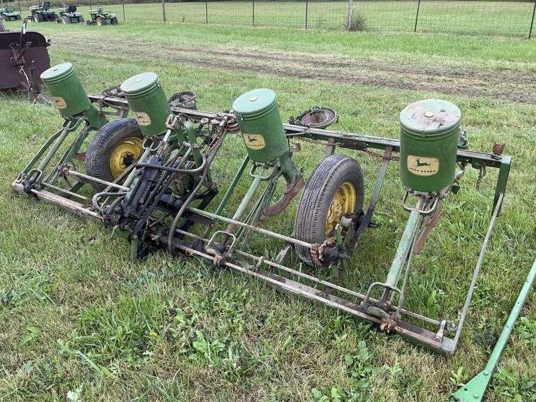 John Deere 4 row planter