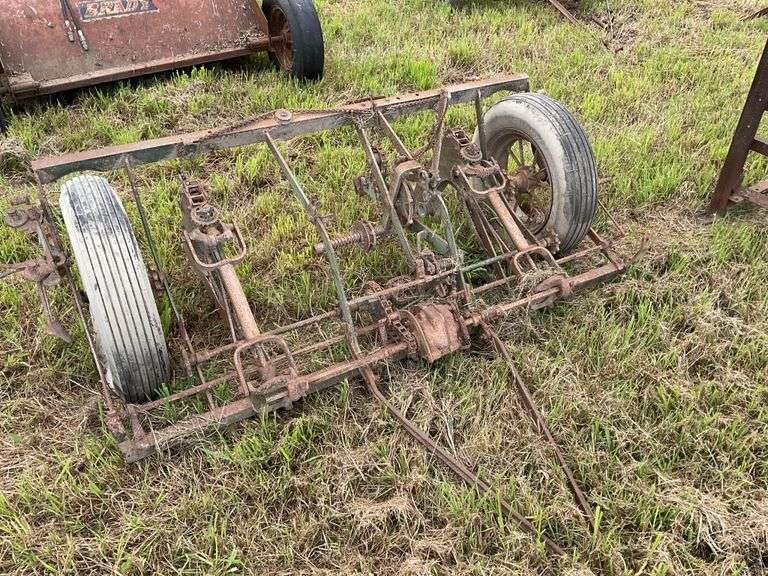 John Deere planter frame