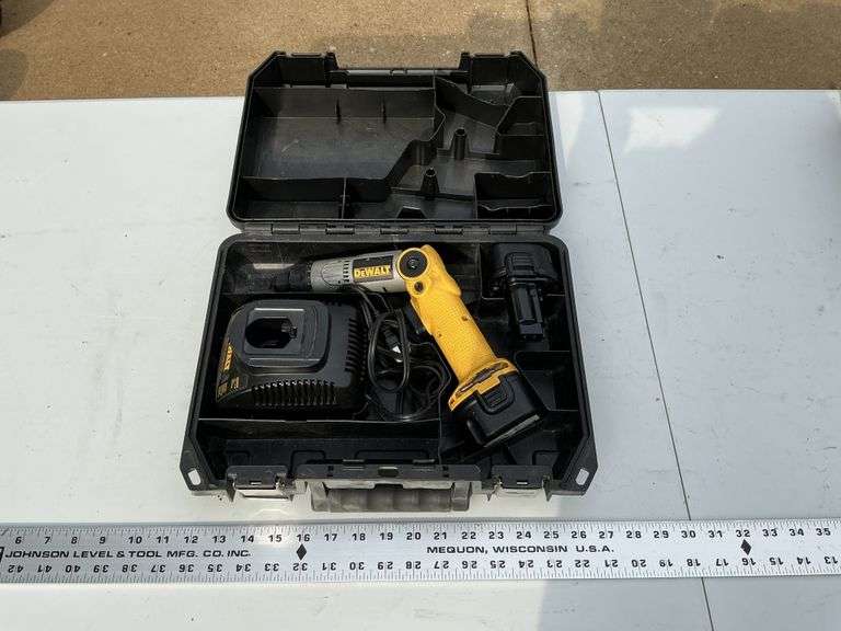 DeWalt 7.2 V cordless screwdriver
