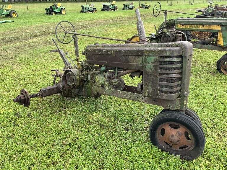 John Deere H frame