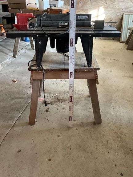 Router table on stand with Skil router - Legacy Auction Company