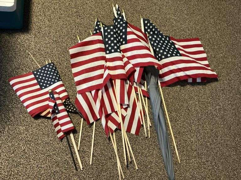 Flags - Legacy Auction Company